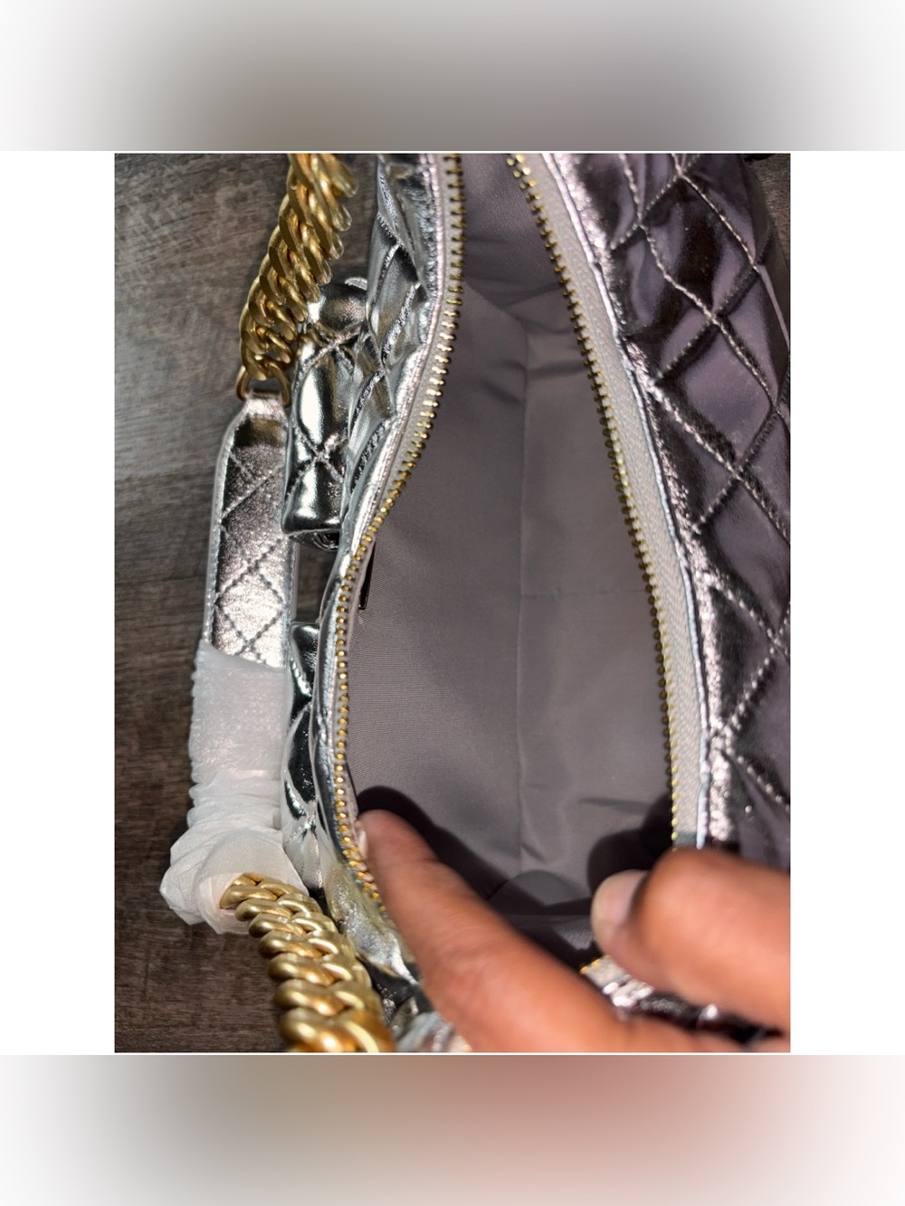 Metallic Silver Quilted Duel Pockets, includes box and dustbag - FREE SHIP! - Picture 11 of 11